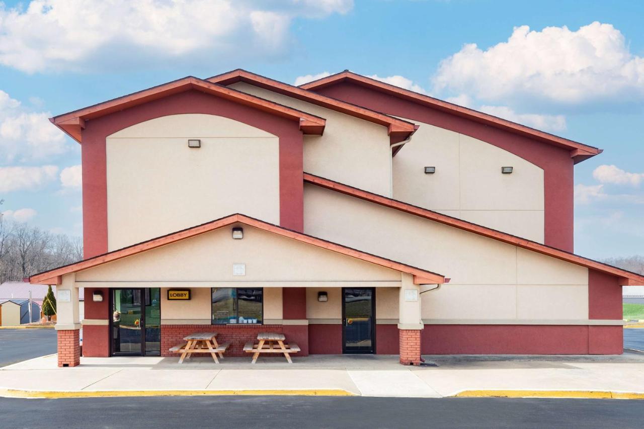 מלון Super 8 By Wyndham Waynesburg מראה חיצוני תמונה